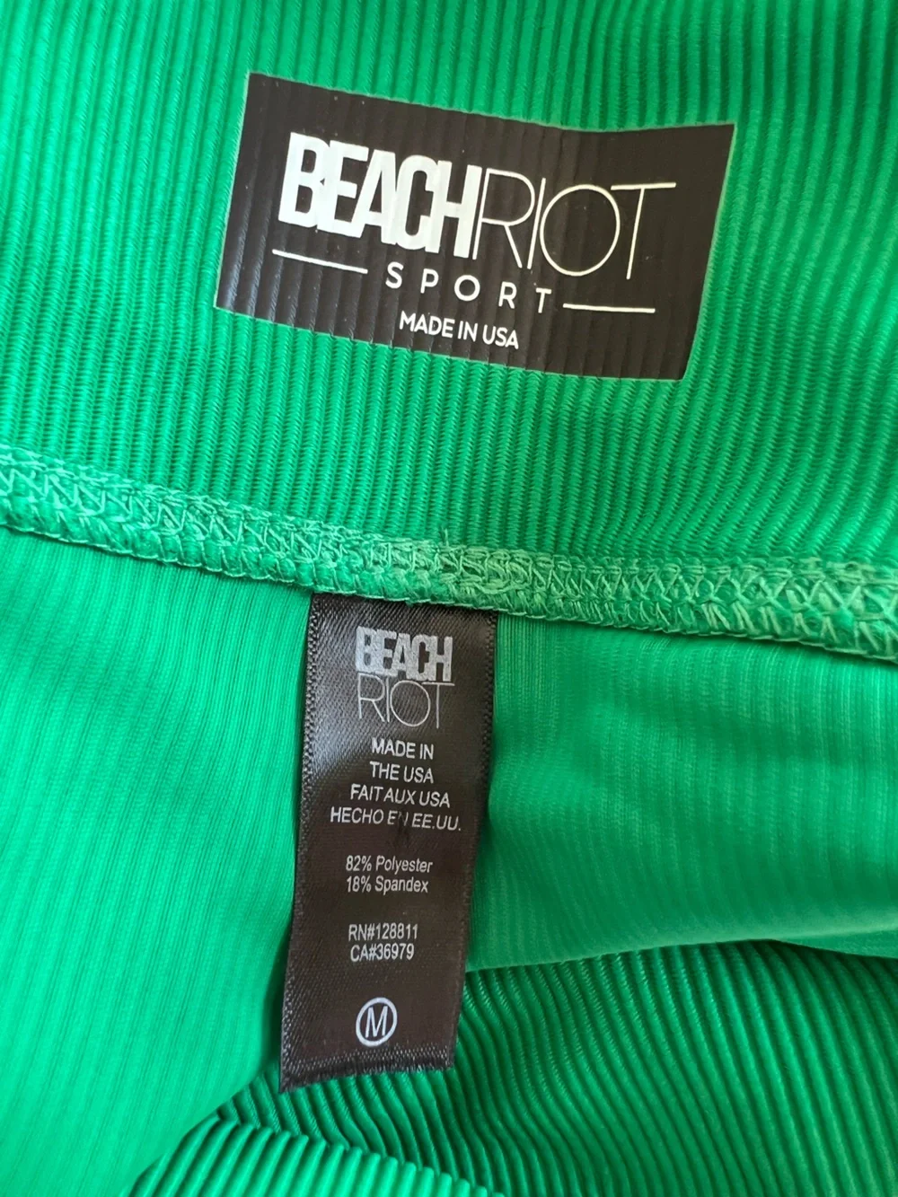 Beach Riot vibrant kelly